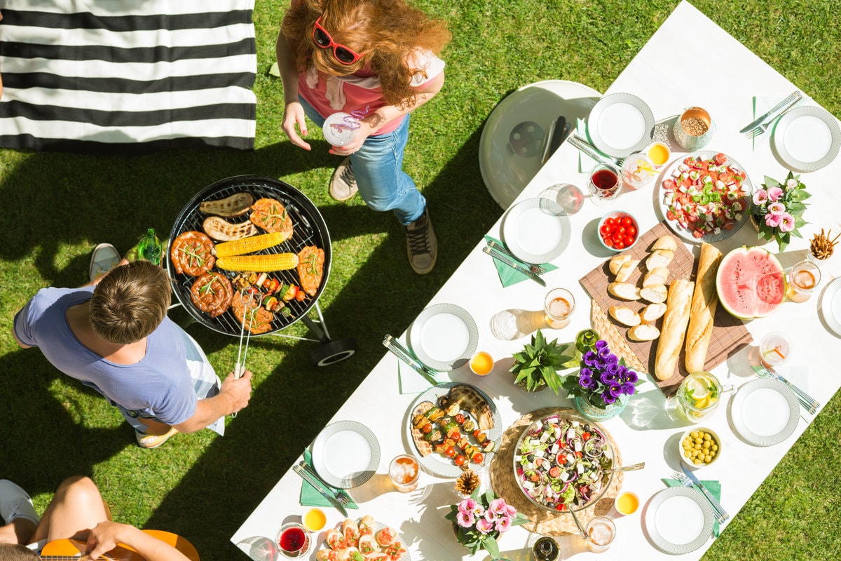 gemütliches Gartenfest