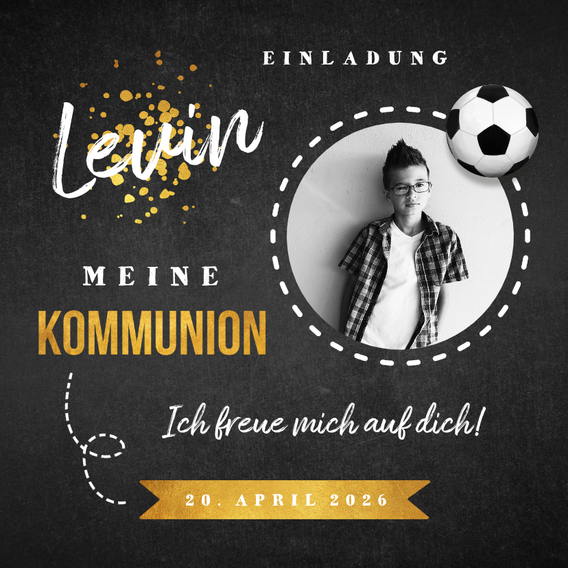 Kommunionskarten - Einladung zur Kommunion Foto & Fußball auf Kreidetafel